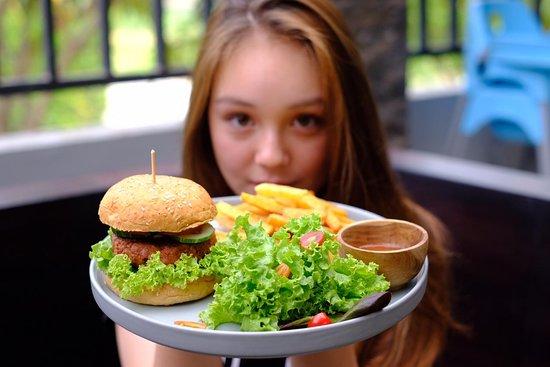 Fotosintesa Restaurant and Cafe